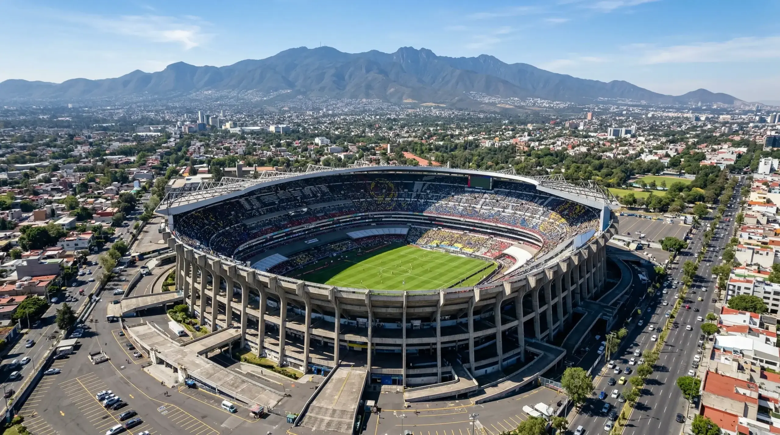 Estadio Azteca v Mexico City - místo zahajovacího zápasu mistrovství světa 2026